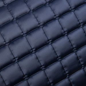 Fournisseur en gros d'équipements équestres, tapis de selle, équipement pour chevaux, tapis de selle de haute qualité, personnalisables, doublure en maille, extérieur en satin, mousse - Product Image 5