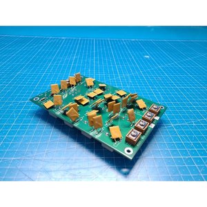 Carte de circuit imprimé Lam Research, DC POWER DIST. 810-010026-001 Pièces d'équipement semi-conducteur d'occasion, état actuel - Product Image 1