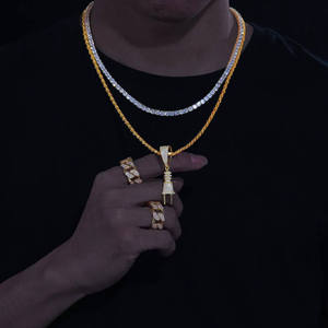 Collar con Colgante Clásico para Hombre de Plata de Ley 925, Estilo Hip Hop, con Incrustaciones de Moissanita VVS1, Diseño Pequeño y Elegante - Product Image 4