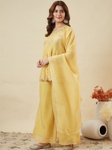 KURTI WITH PLAZZO DUPATTA Product Details <b>Kurta</b> Fabric Crunchy <b>Silk</b> TOP LEBGTH 32 Plazzo Fabric - Product Image 6
