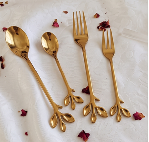 Ensemble de cuillères et fourchettes à dessert en acier inoxydable plaqué or de qualité supérieure avec design de manche en forme de feuille, finition miroir pour la vaisselle de mariage - Product Image 1