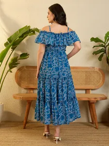 Robe à bretelles à volants imprimée bleue personnalisée, tenue décontractée pour le travail et les activités de plein air, disponible au meilleur prix de gros - Product Image 3