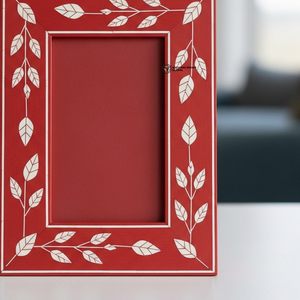 Cadre photo élégant en os incrusté de pierres rouges, fait main, décoration de luxe pour la maison - Product Image 2