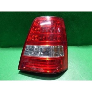 Feu arrière droit d'occasion pour Sorento 2006-2009, référence OEM 924023E500 - Product Image 1