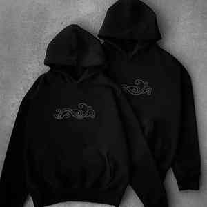 เสื้อฮู้ดดี้ผู้ชายแบบมีซิป น้ำหนักเบา ประดับเพชรเทียม แบบสั่งทำพิเศษ ไซส์ใหญ่ สไตล์สตรีทแวร์ ผลิตโดย OEM ดีไซน์โดดเด่น - Product Image 3