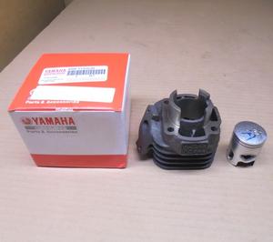 Kit de Cilindro Genuino (Cilindro + Pistón) para Yamaha 4WX-Y1310-00, Jog50 - Product Image 1
