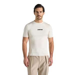 T-shirt en coton tricoté pour homme, col rond, manches courtes, coupe ajustée, imprimé discret sur la poitrine, ourlet côtelé, style décontracté minimaliste, vente en gros, personnalisable OEM - Product Image 3