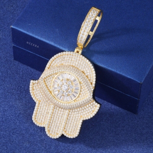Pendentif Hamsa en Moissanite taille Baguette, Charme Œil Divin, Protection Spirituelle, Moissanite VVS, Argent 925, finition goutte d'eau - Product Image 3