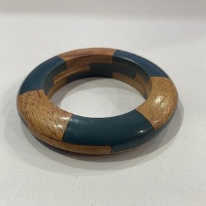 Anillo de Servilleta Moderno de Resina Duradera de 5 cm de Ancho con Incrustaciones Verdes y Beige para Decoración de Mesa de Boda - Product Image 6