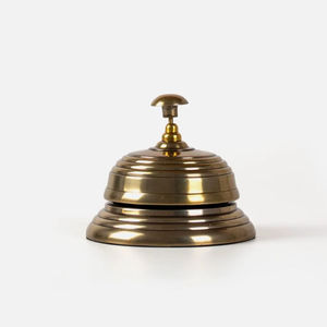 Campana de mesa artesanal de latón para mostrador de recepción de oficina y mostrador de atención al cliente con mecanismo de anillo suave - Product Image 1