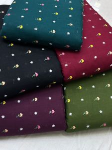 Tissu de lin multi-usage pour boutique, largeur 44 pouces, idéal pour les robes de fantaisie, les kurtis, les saris, etc. - Product Image 1