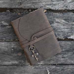 Carnet de notes en cuir de style vintage de haute qualité, papier coton blanc, idéal pour l'écriture et le dessin, cadeau parfait pour la peinture - Product Image 2