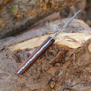 Couteau de chasse artisanal en acier Damas de qualité supérieure, couteau à lame fixe pour la survie en plein air, le camping et la randonnée, avec étui en cuir - Product Image 4