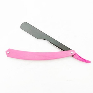 มีดโกนหนวดตรงสำหรับตัดผมมืออาชีพสีดำสีชมพูพร้อมโลโก้ที่กำหนดเองอย่างยั่งยืนด้ามจับพลาสติกสแตนเลสสำหรับใช้บนใบหน้า - Product Image 1