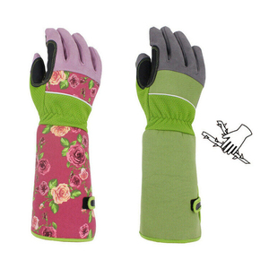 Gants de jardinage haut de gamme pour les jardiniers exigeants, offrant une forte adhérence, un ajustement confortable et une protection accrue contre les coupures et la saleté - Product Image 3