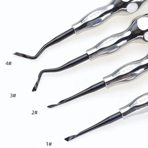 Elevador Dental Quirúrgico, Instrumento Quirúrgico, Empuñadura Ergonómica Plateada, Manual, Clase I 1 #   2 #   Pinzas elevadoras de raíces curvas con agarre dentado - Product Image 4