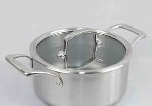 Cazuelas metálicas aptas para cocineros principiantes y expertos, diseño duradero que reduce la necesidad de reemplazos. - Product Image 4