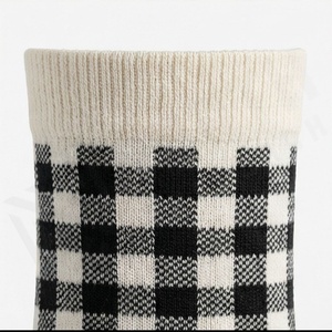 Crew Socks Plaid Pattern Breathable Knitted Adult Casual Daily Wear Standard Thickness - Product Image 4