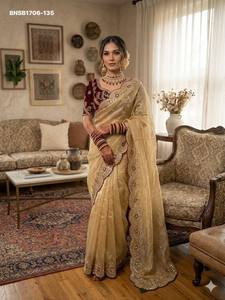 Sari en satin fantaisie de la collection Premium avec broderies Butti dispersées et bordure en sequins de 3 mm - Blouse prête à porter pour femme - Product Image 4