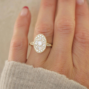 Bague large en or blanc 14 carats avec diamants baguette et ronds cultivés en laboratoire - Product Image 4