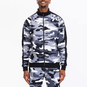 Conjunto de Chándal de Camuflaje Completo Personalizado al por Mayor para Hombre, Sudadera con Capucha y Pantalones a Juego, Fabricante de Conjuntos de Ropa Urbana de Forro Polar en Blanco al por Mayor - Product Image 3