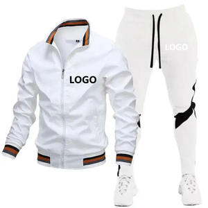 Conjunto Deportivo de Dos Piezas para Hombre, Estilo Jogger con Corte Acampanado, Holgado, Urbano y Moderno - Product Image 4