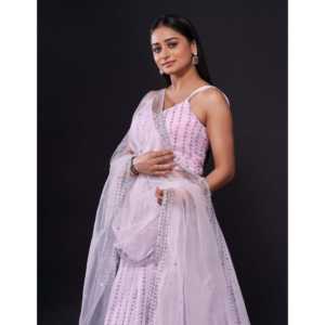 Lehenga Choli de soirée, robe de cocktail, travail de séquence et de zari de designer - Product Image 5