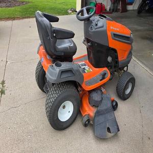 Cortadora de Césped Husqvarna de 54 Pulgadas y 24 HP con Motor Kohler, Giro Cero, Control Inteligente, Calidad Premium, Precio de Mayoreo Disponible - Product Image 1