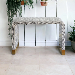 โต๊ะคอนโซลงานฝีมือประณีตจากไม้มุกแท้ ดีไซน์ดั้งเดิม เป็นมิตรกับสิ่งแวดล้อม ทนทาน เหมาะสำหรับห้องนั่งเล่นและห้องนอน โครงไม้ ผลิตในเวียดนาม - Product Image 4