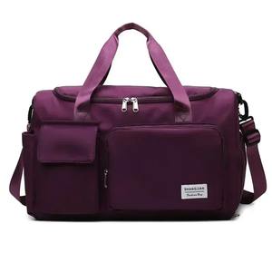 Bolsa de Viaje Deportiva de Gran Capacidad con Forro de Nailon, Bolsa de Gimnasio para Fin de Semana con Compartimento para Zapatos - Product Image 3