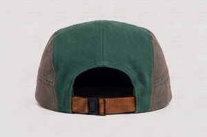 Gorra de béisbol unisex con bloques de color verde y gris, estilo casual, ajuste regulable, para las cuatro estaciones - Product Image 2