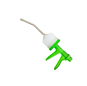 Pistolet de distribution manuel pour seringue vétérinaire Surtechs International 300cc avec buse |   Modèle STI-098 pour l'élevage de volailles et de bétail, fabriqué au Pakistan - Product Image 1