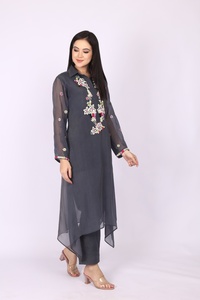 Conjunto de lujo para mujer, elegante conjunto de fiesta de 2 piezas, color gris oscuro con bordado a mano para mujeres modernas. - Product Image 6