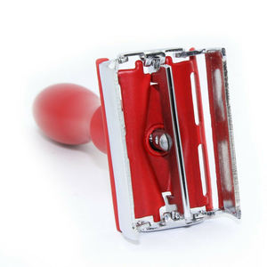 Rasoir de sécurité traditionnel à double tranchant à ouverture papillon personnalisé 2026 de bonne qualité pour hommes avec manche - Product Image 6