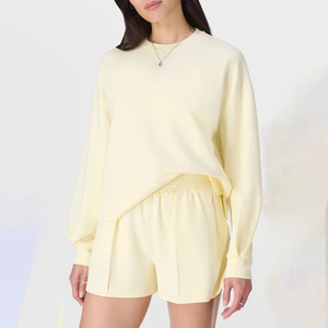 Conjunto de Dos Piezas de Invierno de Alta Calidad para Mujer, Sudadera y Pantalones Cortos, Personalizado, Hombros Caídos, Manga Larga, Felpa, 100% Algodón - Product Image 3
