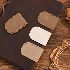 Wholesale Handmade genuine <b>leather</b> maple leaf <b>bookmark</b> reading accessory with maple leaf design for daily use in wholesale rate - Product Image 2