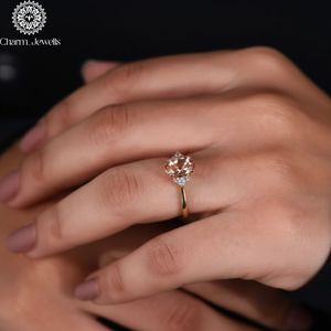 Anillo de Compromiso Charm_Jewells de Plata 18K con Moissanita, Corte Cojín, Engaste de Garras, Diseño Floral Clásico para Mujer, Certificado IGI, 3 GM - Product Image 3