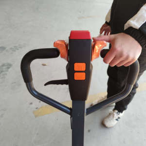 รถยกพาเลทแบบเข็นมือขนาดเล็ก บรรทุกได้ 1 ตัน แบบพกพา ขับเคลื่อนด้วยไฟฟ้า พร้อมที่เดินตามด้านหลัง - Product Image 5