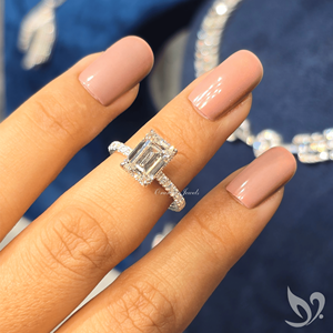 Anillo de compromiso con halo oculto de diamante cultivado en laboratorio con corte esmeralda de 3 quilates, certificado por IGI, anillo de oro macizo de 10k. - Product Image 4