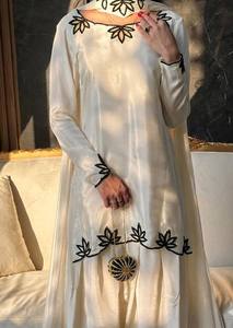 Traje Kurti Farshi Salwar de crepé para mujer, fabricado en India, con bordados de primera calidad y elegante dupatta para fiestas. - Product Image 3