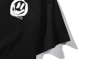 Camiseta Negra Oversize de Poliéster 100% Jersey, Color Sólido, Casual, Cuello en V, Manga Larga, Estampado Puff, Bloques de Color, Estilo Urbano - Product Image 4