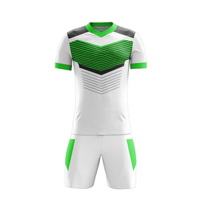 Ensemble d'uniformes de football unisexes de haute qualité 100% polyester, short imprimé à l'avant, anti-UV, séchage rapide, respirant, kit de sport d'équipe - Product Image 2