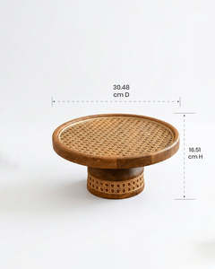 Assiette à gâteau ronde en métal avec base sur pied, couleur unie, finition polie, design moderne et luxueux pour les plats et assiettes de fête - Product Image 3
