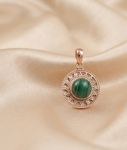 Pendentif en malachite verte naturelle, serti en argent sterling 925, style vintage bohème, fait main, cadeau, or rose et or jaune - Product Image 3