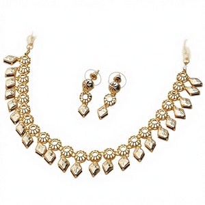 Collares de Moda al por Mayor, Juego de Joyería Chapada en Oro de 14K, 18K y 24K, Juego de Joyería Turca Moderna, Joyería Chapada en Oro sobre Latón - Product Image 2