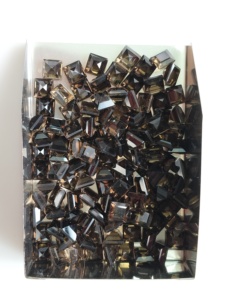 Cuarzo Ahumado Natural de 5MM, Corte Cuadrado Escalonado, Gema Suelta de la Mejor Calidad para Joyería y Fabricación de Collares - Product Image 5