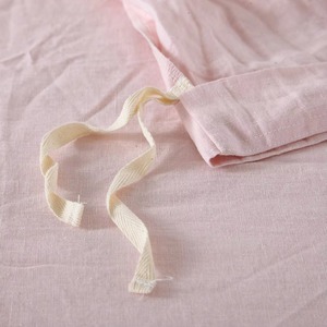 Ensemble de housse de couette en lin blanc uni 100% comprenant une housse de couette et deux taies d'oreiller - Product Image 6
