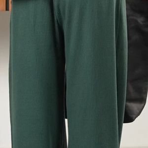 <b>Women</b> Dark Green <b>Pinstripe</b> Wide Leg Track Pants Casual Sportswear <b>Trousers</b> Custom Design Private Label Apparel Manufacturer - Product Image 3