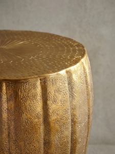 Crafted Grace <b>Round</b> Coffee <b>Table</b> With Hammered Finish 42 Cm Diameter Handmade Antique Style Living Room Furniture - Product Image 6