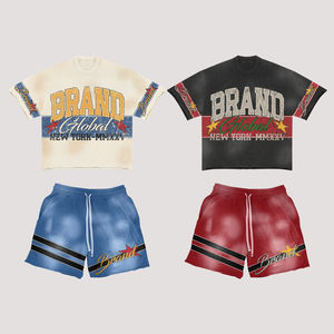 Ensemble tendance pour homme : T-shirt et short d'été personnalisés en coton, effet délavé et impression DTG – Tenue 2 pièces streetwear pour homme - Product Image 4